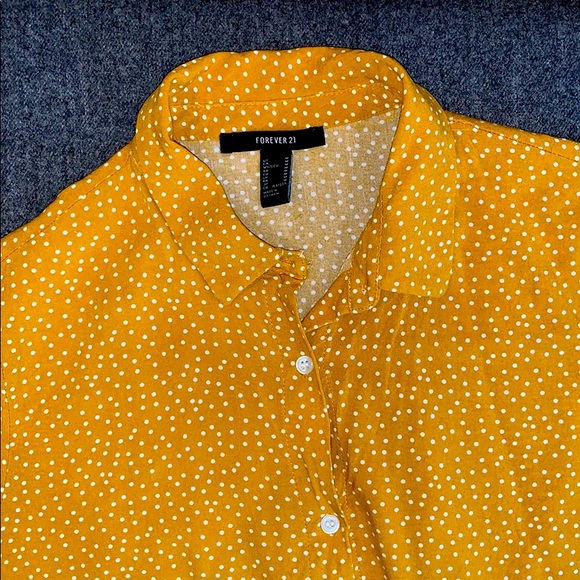 Forever 21 cropped polka dot blouse - Picture 1 of 3